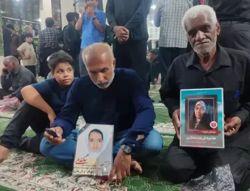 چهارمین ماهگرد شهدای دانش‌آموز میناب با حضور گسترده مردم برگزار شد